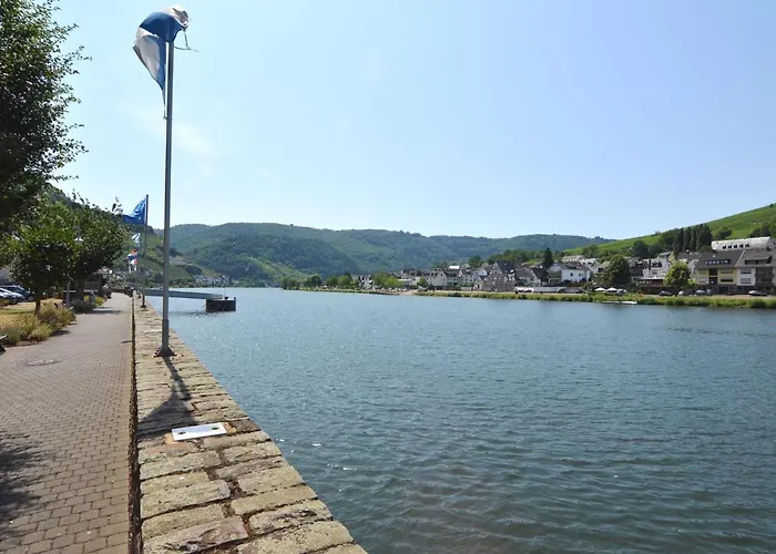 Riverside Comfort * Zell